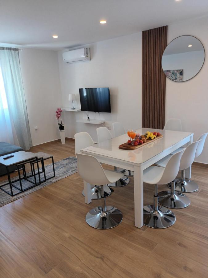 Apartmani Tolj Makarska Exterior photo