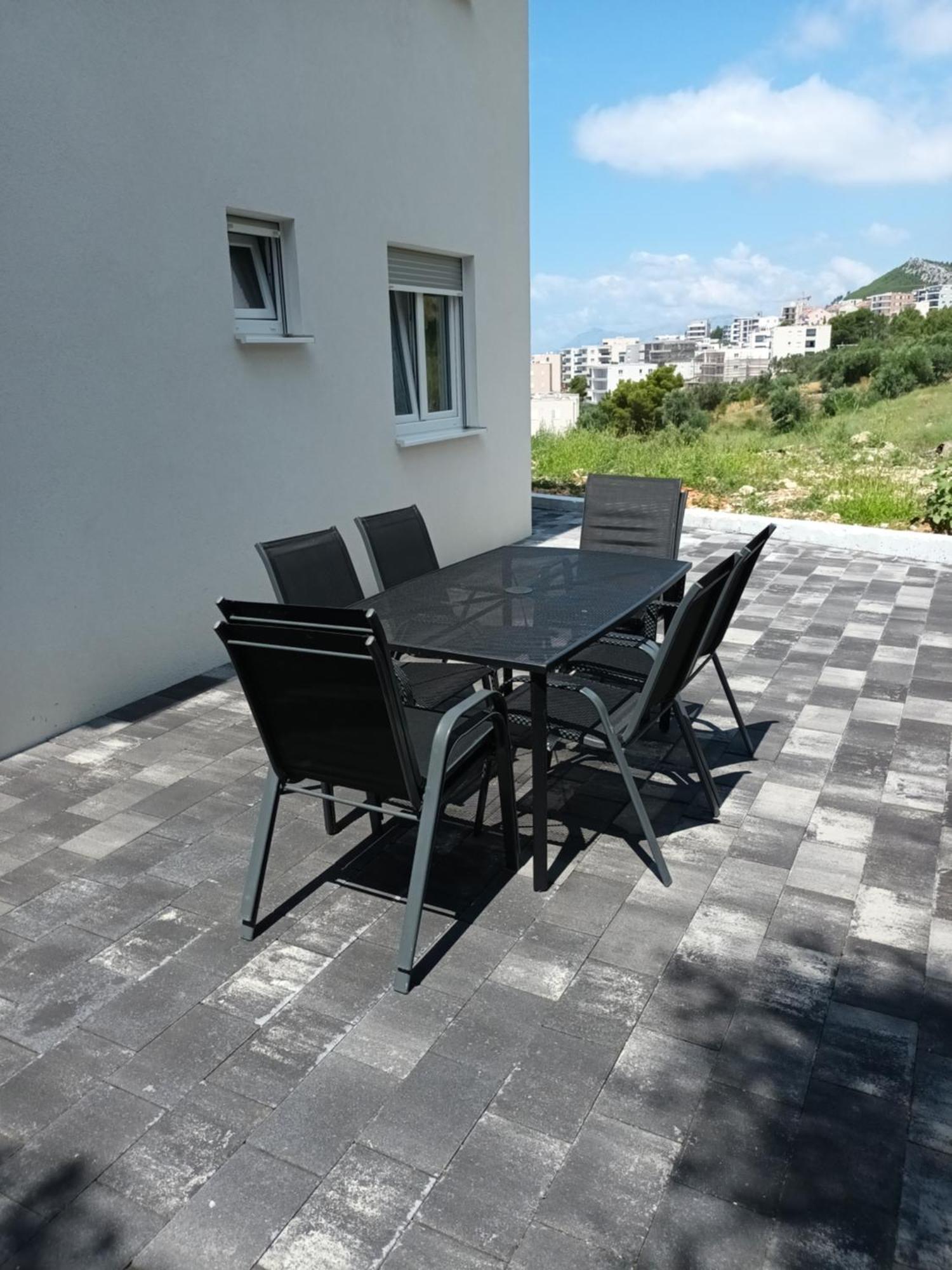 Apartmani Tolj Makarska Exterior photo